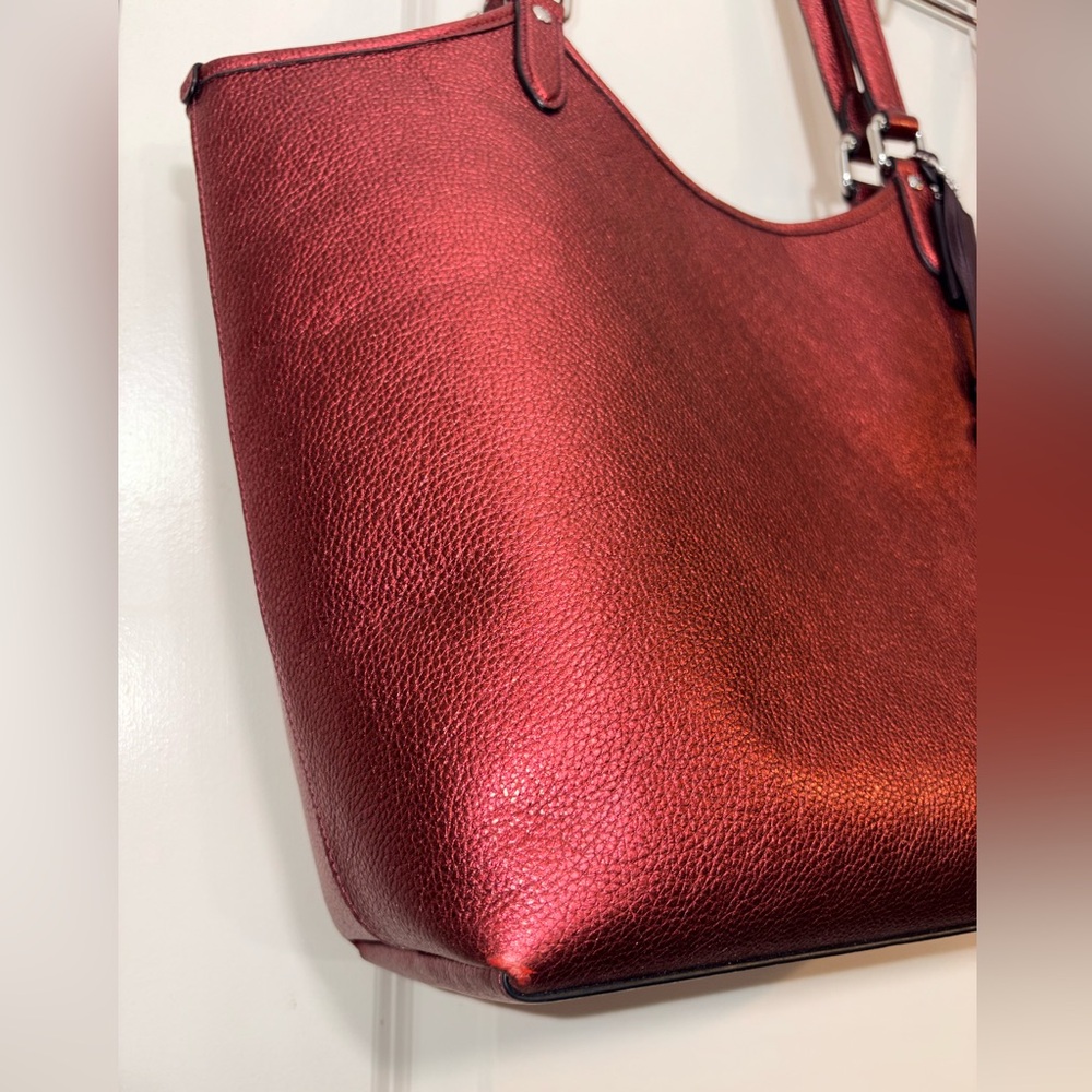 ✨ Coach Metallic Raspberry Day Tote & Matching Pouch Set ✨ C0869 - Picture 3 of 14